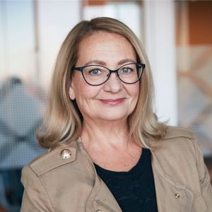 Meet your Posher, Lori